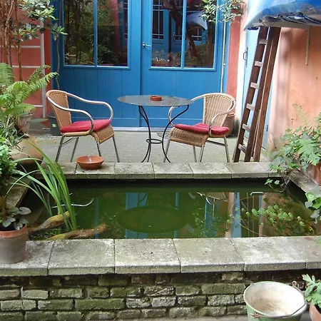 Bed and Breakfast Geertje Henckens 3*